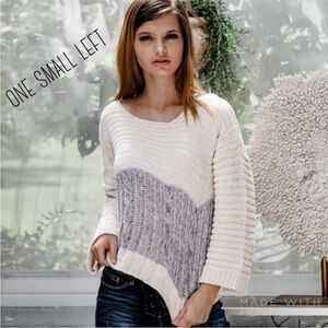 O&O Chenille Cable Knit Sweater Bell Sleeve